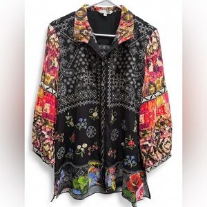 Women's John Mark Colorful Tunic Button Down Boho Blouse Medium Floral Abstract